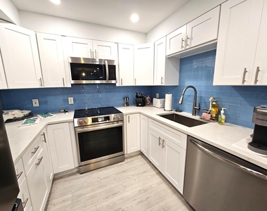 1357 Ne Ocean Boulevard - Photo Thumbnail 13