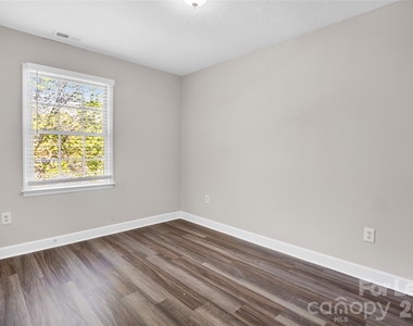 2020 Lasalle Street - Photo Thumbnail 9