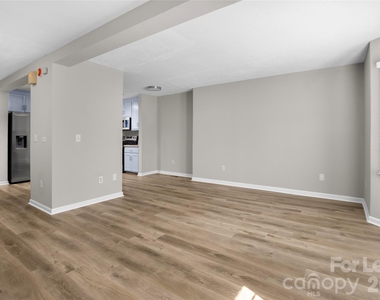 2020 Lasalle Street - Photo Thumbnail 5