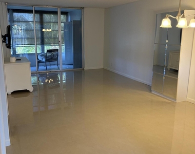 3341 Nw 47th Terrace - Photo Thumbnail 4