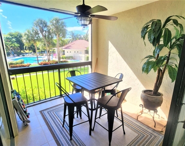 1915 Lavers Circle - Photo Thumbnail 11
