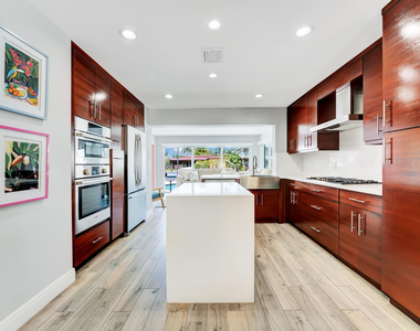 2291 Se 15th Street - Photo Thumbnail 2