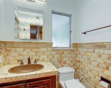 2740 Hutton Drive - Photo Thumbnail 16