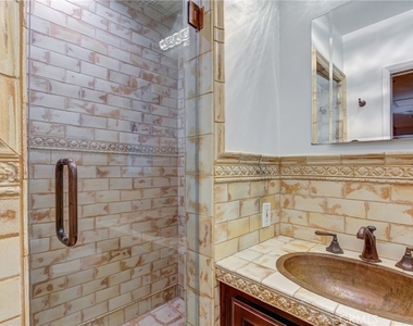 2740 Hutton Drive - Photo Thumbnail 17