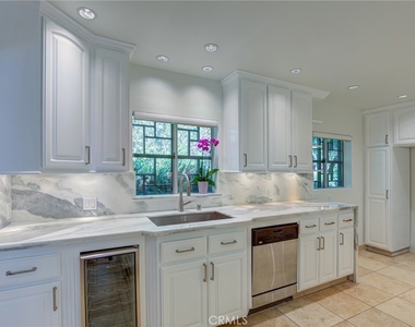 2740 Hutton Drive - Photo Thumbnail 6