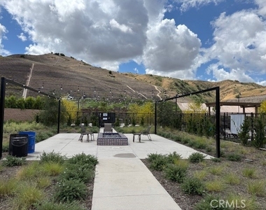 18329 Tecate Street - Photo Thumbnail 5