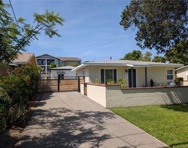 311 W Green - Photo Thumbnail 5