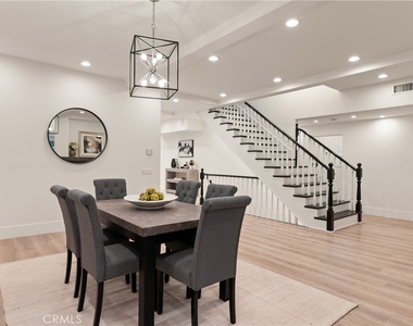 14713 Valleyheart Drive - Photo Thumbnail 10