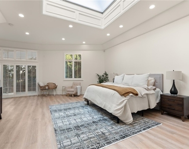 14713 Valleyheart Drive - Photo Thumbnail 22