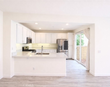 1302 Noutary Drive - Photo Thumbnail 2