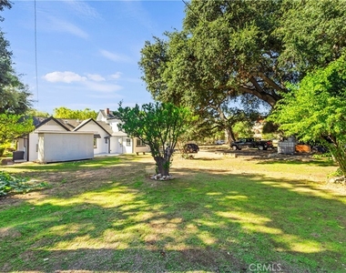 379 Buena Loma - Photo Thumbnail 36