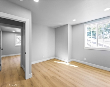 379 Buena Loma - Photo Thumbnail 25