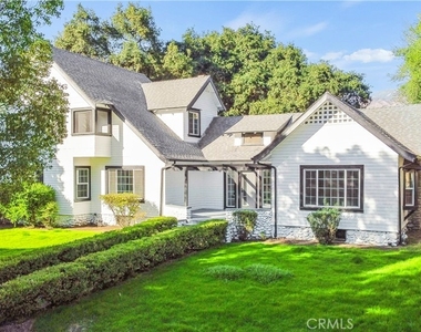 379 Buena Loma - Photo Thumbnail 2