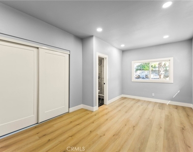 379 Buena Loma - Photo Thumbnail 16