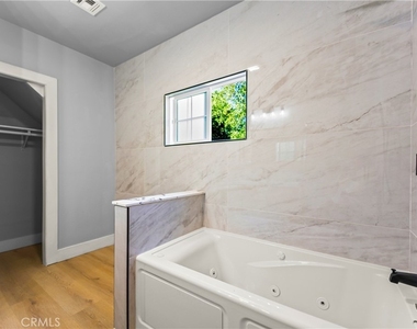 379 Buena Loma - Photo Thumbnail 29