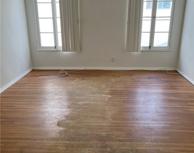 425 S Palm Drive - Photo Thumbnail 20
