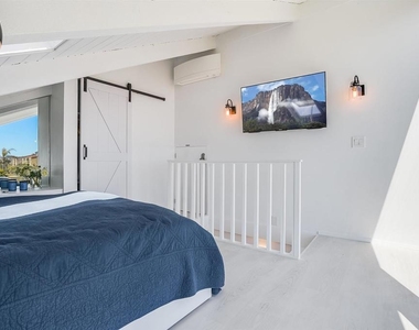 325 S Sierra Ave - Photo Thumbnail 12