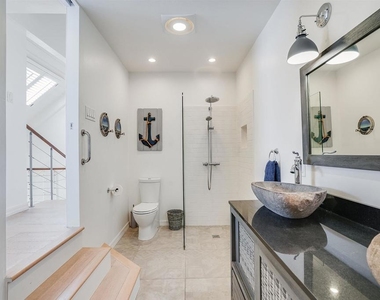 325 S Sierra Ave - Photo Thumbnail 14