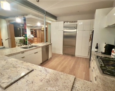 31676 Seacove Drive - Photo Thumbnail 14