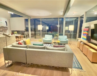 31676 Seacove Drive - Photo Thumbnail 11
