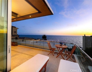 31676 Seacove Drive - Photo Thumbnail 8