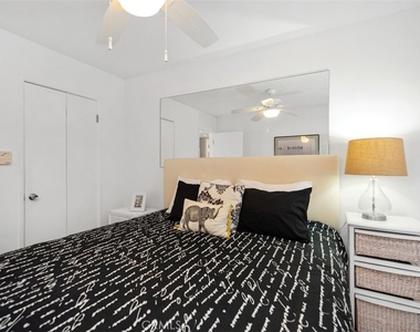 21702 Ocean Vista Drive - Photo Thumbnail 29