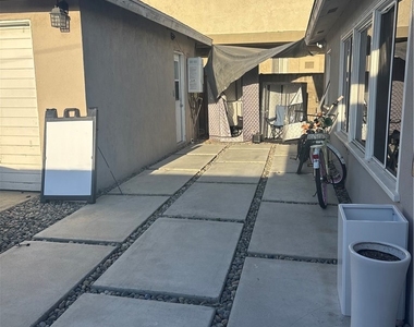 4428 W 171st Street - Photo Thumbnail 1