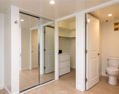 345 Pioneer - Photo Thumbnail 24
