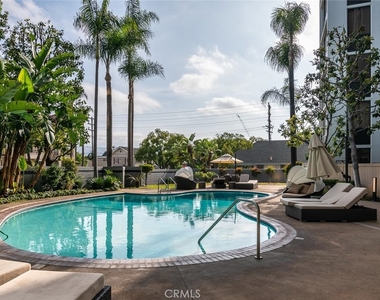 345 Pioneer - Photo Thumbnail 44