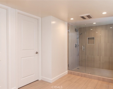 345 Pioneer - Photo Thumbnail 21