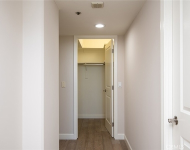 345 Pioneer - Photo Thumbnail 19
