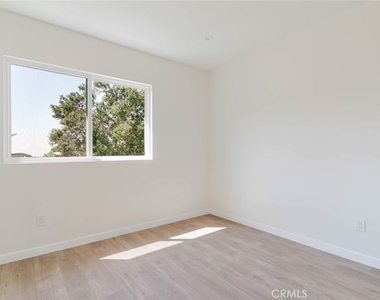 1961 Waltonia Drive - Photo Thumbnail 11