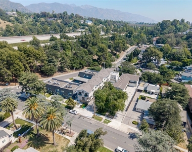 1961 Waltonia Drive - Photo Thumbnail 25
