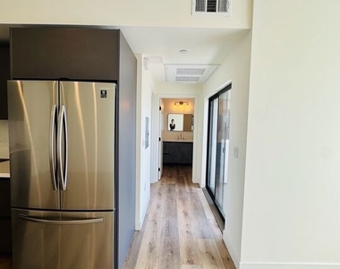 919 Harvard Boulevard - Photo Thumbnail 5