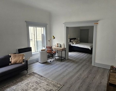 1604 W Pico Boulevard - Photo Thumbnail 1