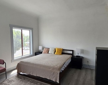 1604 W Pico Boulevard - Photo Thumbnail 6