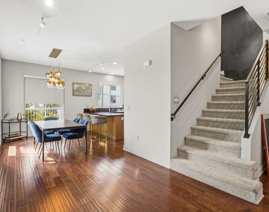 5911 Saturn Street - Photo Thumbnail 11