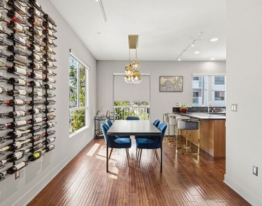 5911 Saturn Street - Photo Thumbnail 6