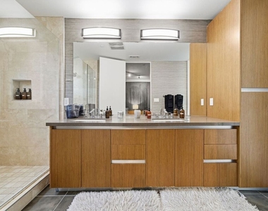 5911 Saturn Street - Photo Thumbnail 16