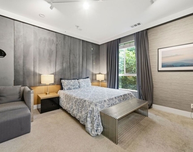 5911 Saturn Street - Photo Thumbnail 14