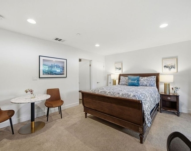 5911 Saturn Street - Photo Thumbnail 20