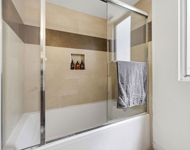 5911 Saturn Street - Photo Thumbnail 24
