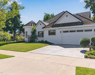 367 S Oak Avenue - Photo Thumbnail 26