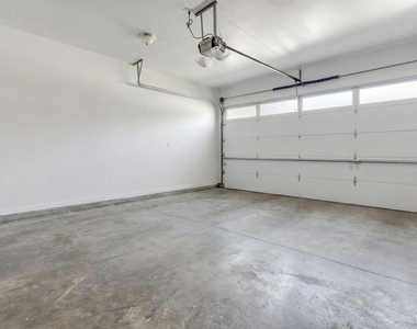 367 S Oak Avenue - Photo Thumbnail 27