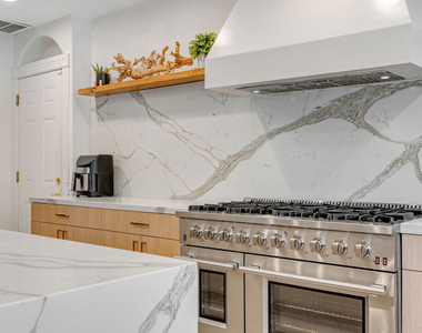 367 S Oak Avenue - Photo Thumbnail 6