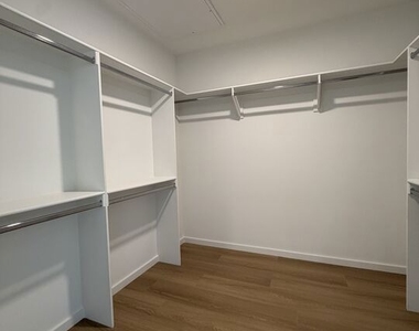 5119 Colfax Avenue - Photo Thumbnail 16