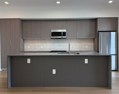 5119 Colfax Avenue - Photo Thumbnail 2