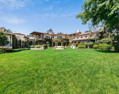 1550 Amalfi Drive - Photo Thumbnail 28