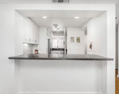2960 Neilson Way - Photo Thumbnail 10