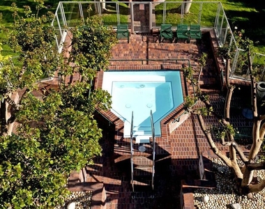 2960 Neilson Way - Photo Thumbnail 20